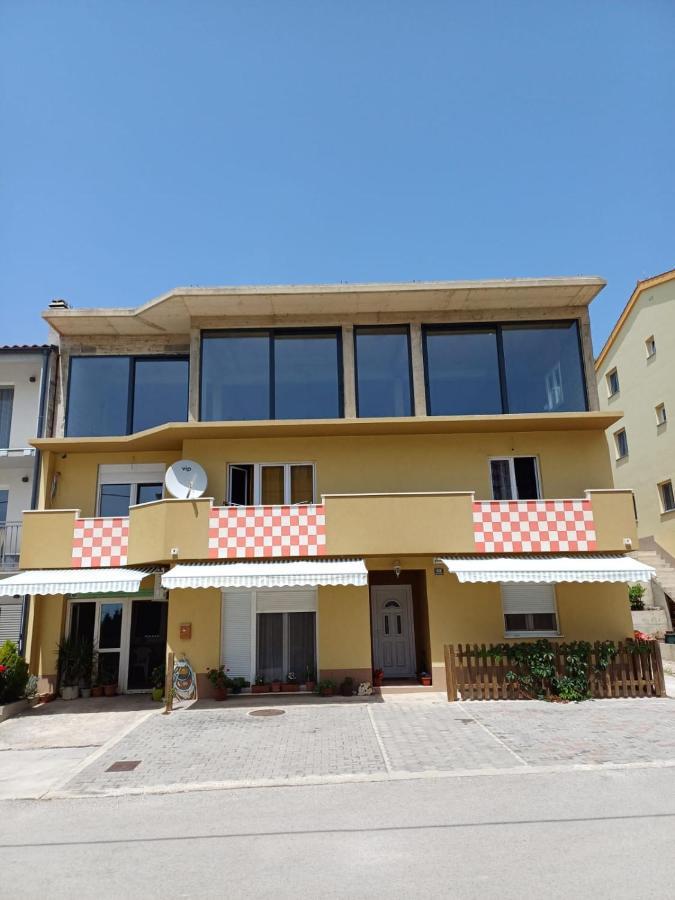 Apartment Ljubicic Podstrana Exterior foto